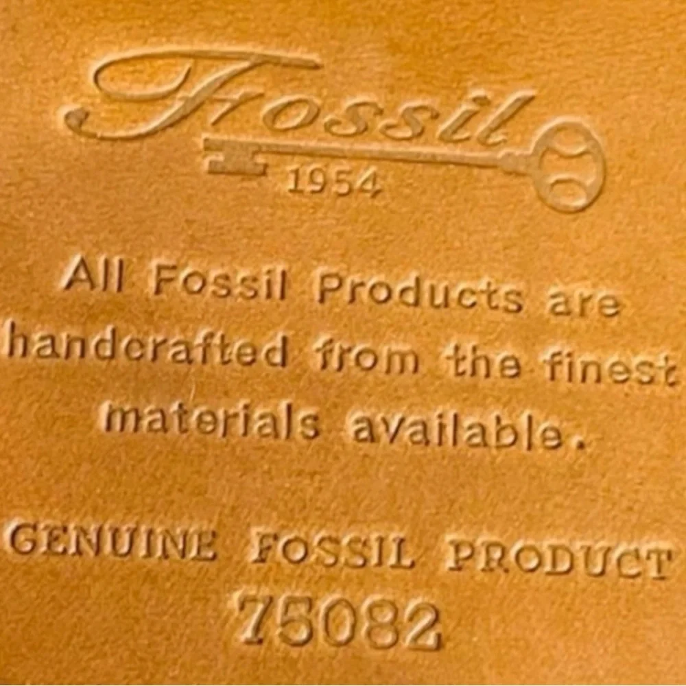 Fossil Classic #75082 Red Canvas & Leather Satchel Tote Bag Vintage Key Charm - Picture 10 of 11